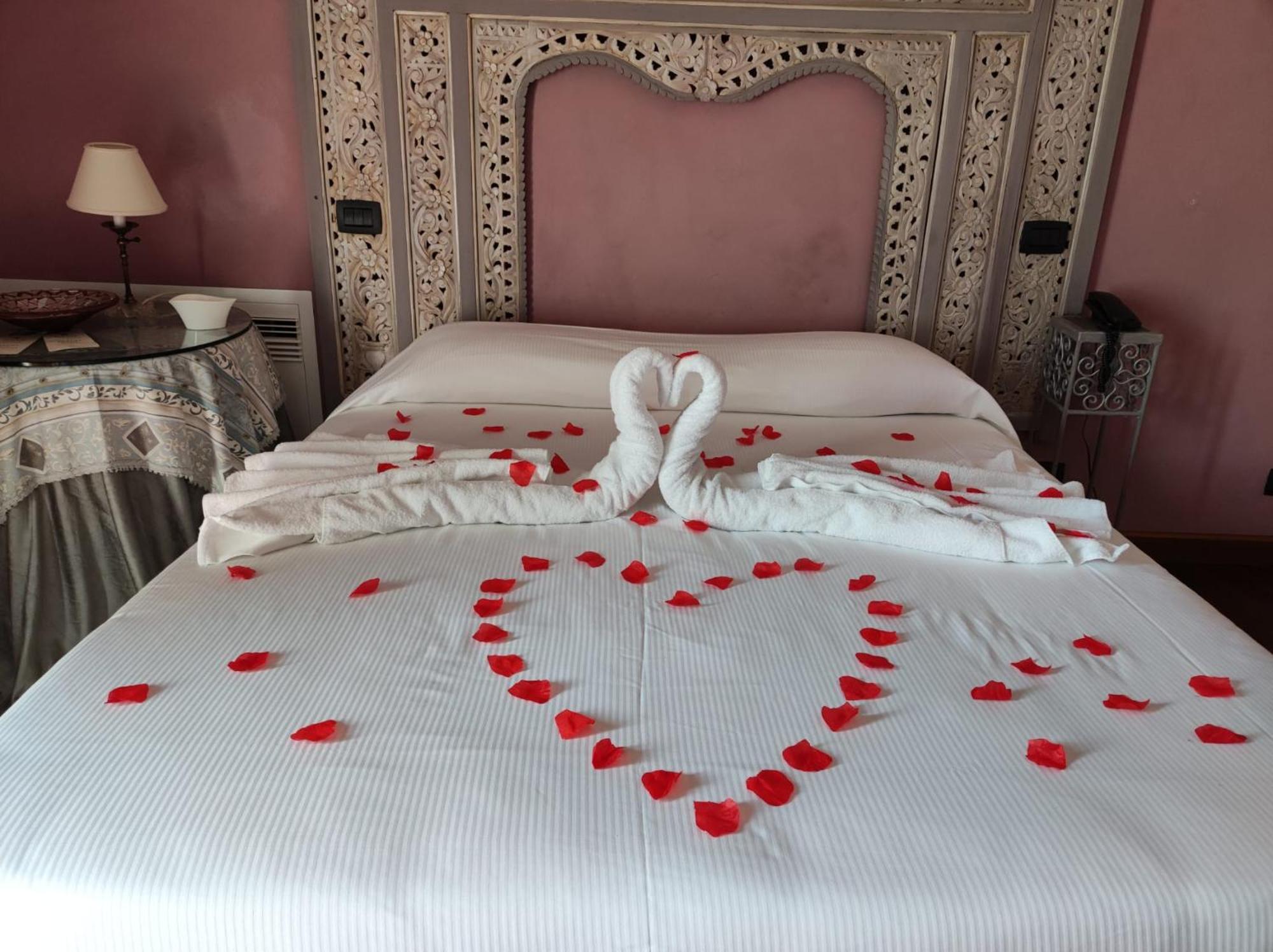 Castello Di Pontebosio Luxury Resort Licciana Nardi المظهر الخارجي الصورة
